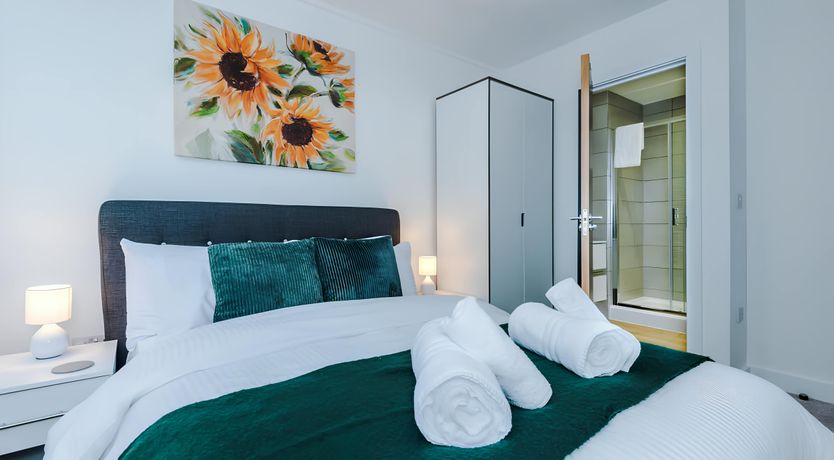 Photo of Magnificent Manor