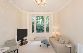 The Knightsbridge Studio Holiday Home