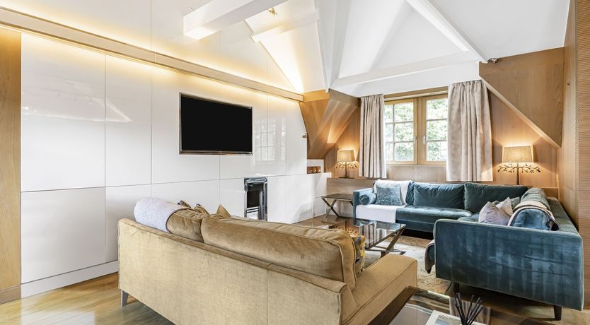 Photo of Opulent Estate