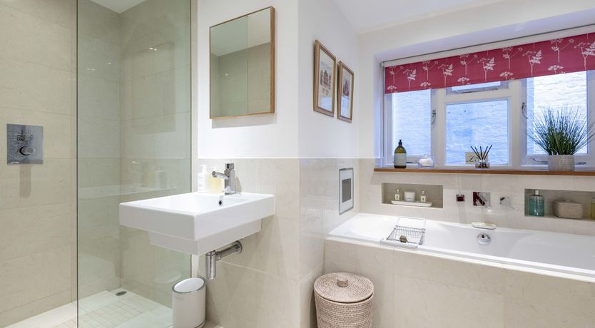 Photo of Silver & Amber