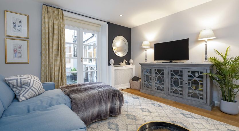 Photo of Silver & Amber