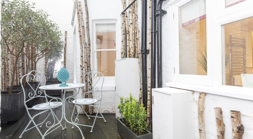 Photo of Silver & Amber