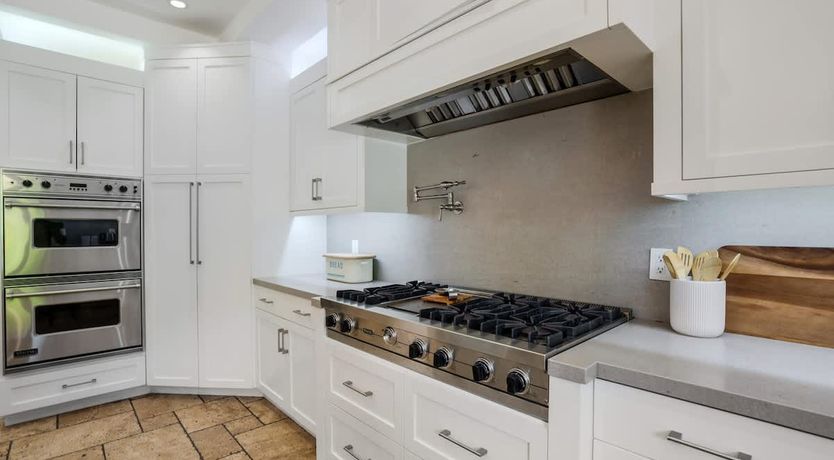 Photo of Encino Escape