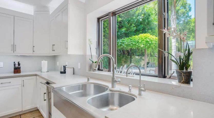 Photo of Encino Escape