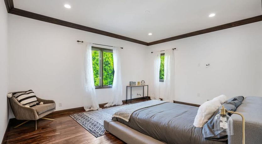 Photo of Encino Escape