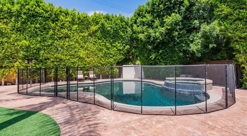 Photo of Encino Escape