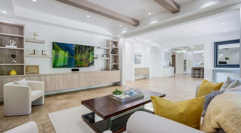 Photo of Encino Escape