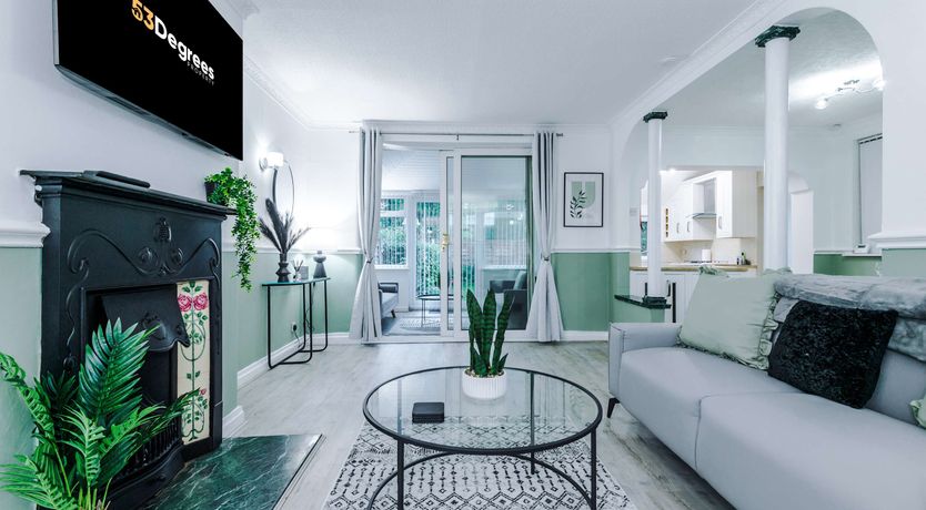 Photo of Didsbury House