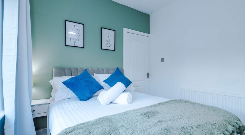 Photo of Didsbury House