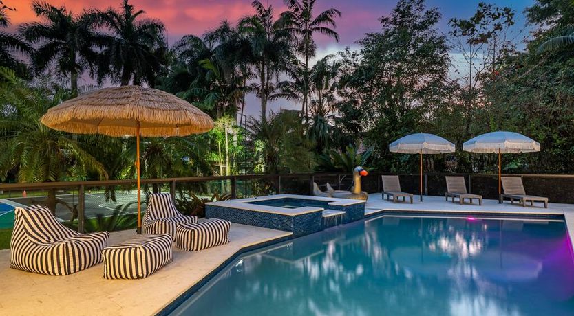 Photo of Coral Water Dream