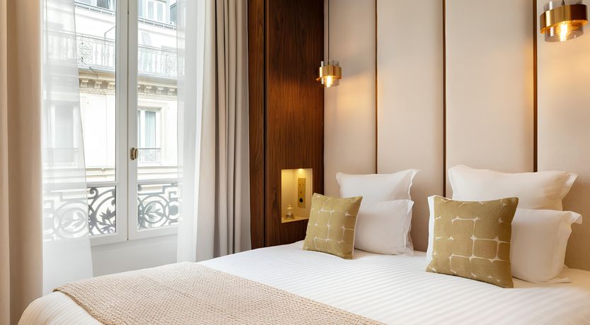 Photo of Parisian Majesty