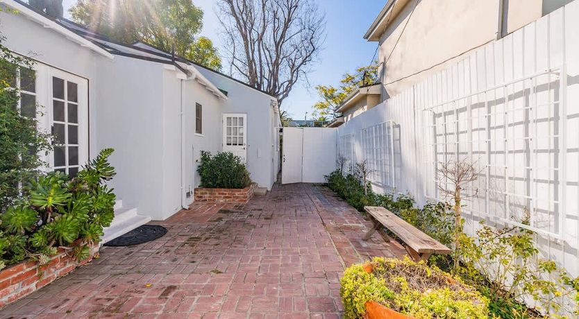 Photo of Sunset Studio