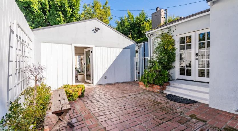 Photo of Sunset Studio