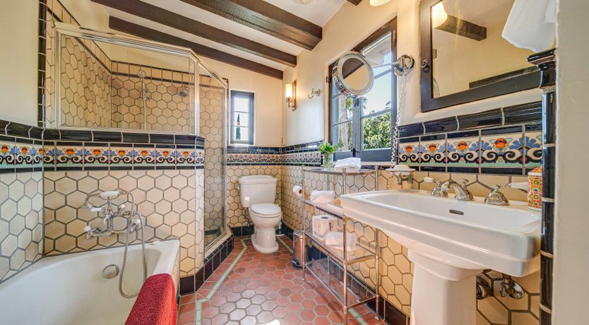 Photo of Golden Sunset Residence