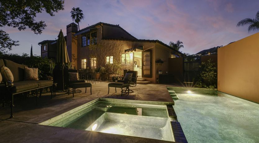 Photo of Golden Sunset Residence