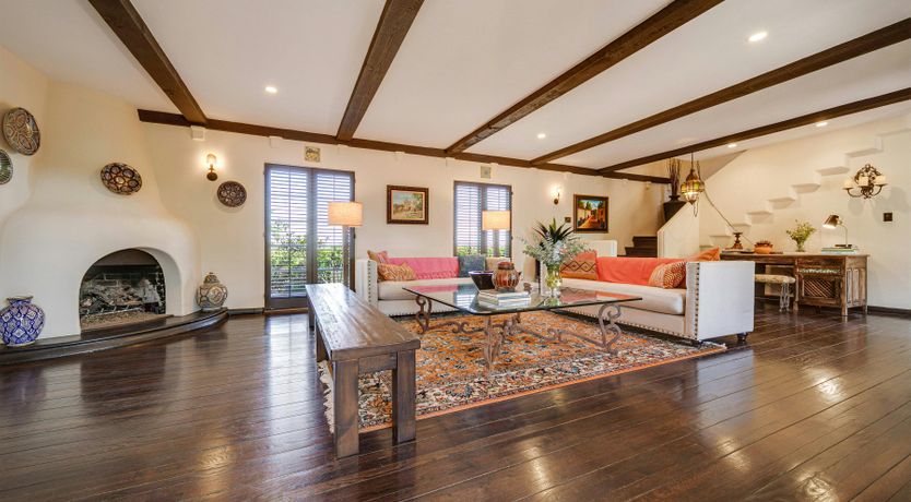 Photo of Golden Sunset Residence