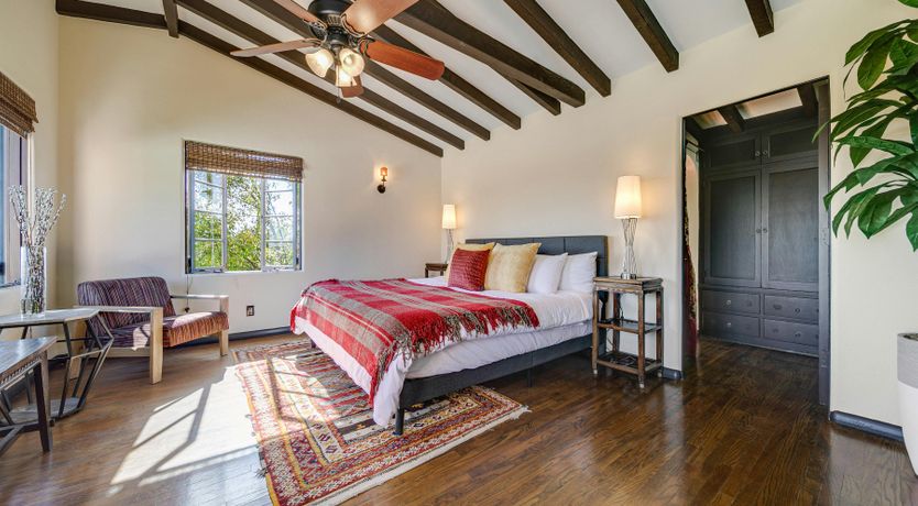 Photo of Golden Sunset Residence