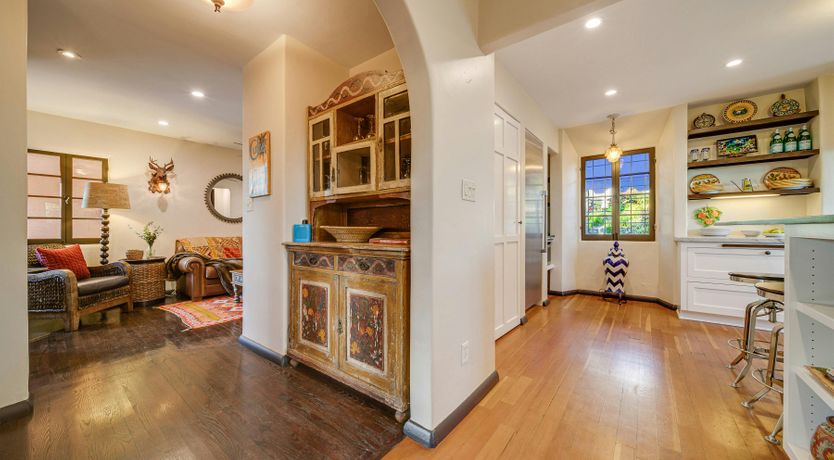 Photo of Golden Sunset Residence