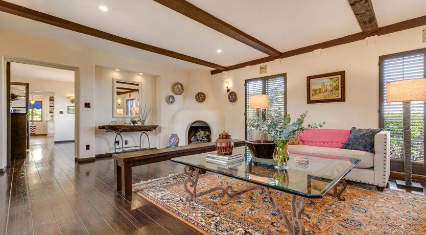 Photo of Golden Sunset Residence