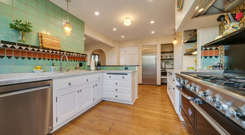 Photo of Golden Sunset Residence