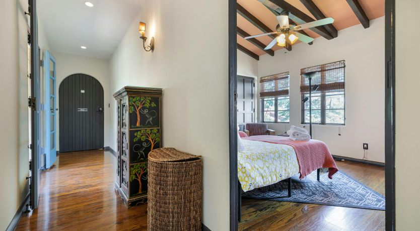 Photo of Golden Sunset Residence