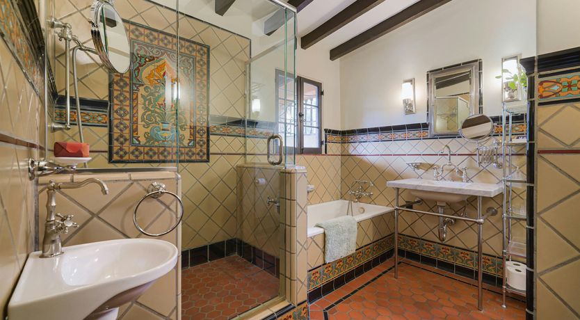 Photo of Golden Sunset Residence