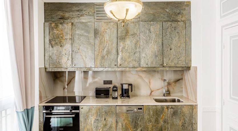 Photo of Madame De Pompadour