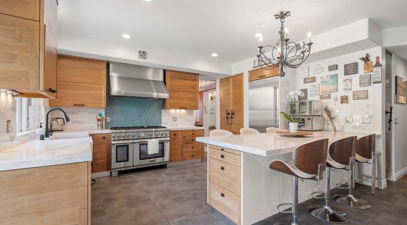 Photo of Oaks Escape