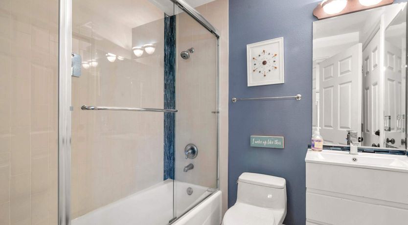 Photo of Oaks Escape