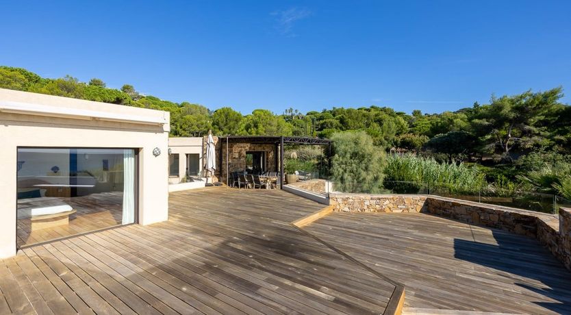 Photo of Golden Coastline Retreat