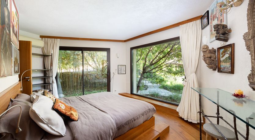 Photo of Golden Coastline Retreat