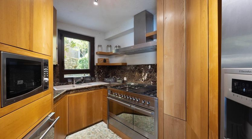 Photo of Golden Coastline Retreat