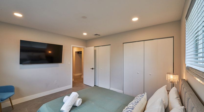 Photo of Coasta Palms