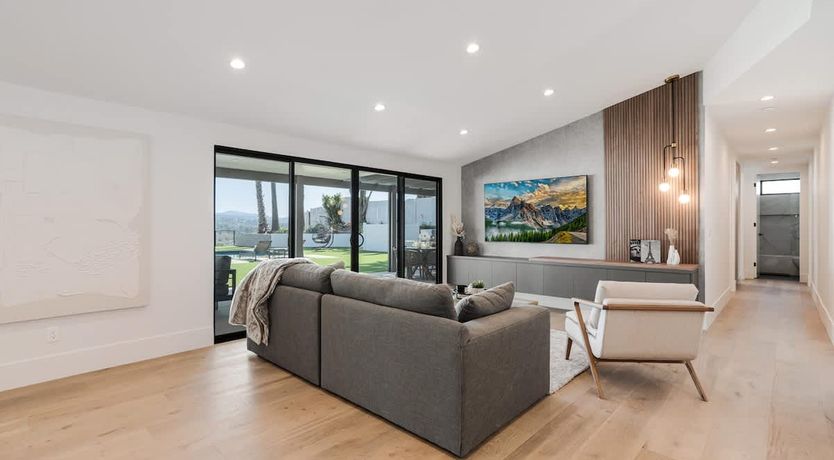 Photo of Quiet City Vista