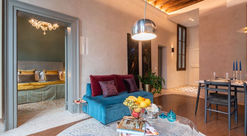 Photo of Canal Jewel