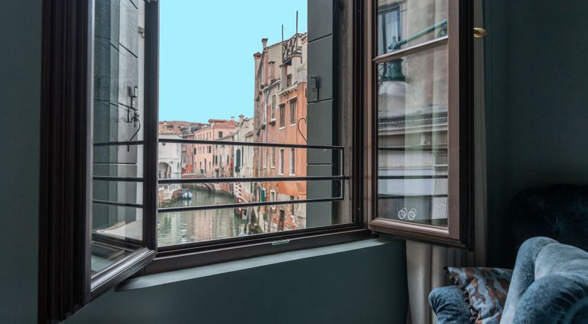 Photo of Canal Jewel