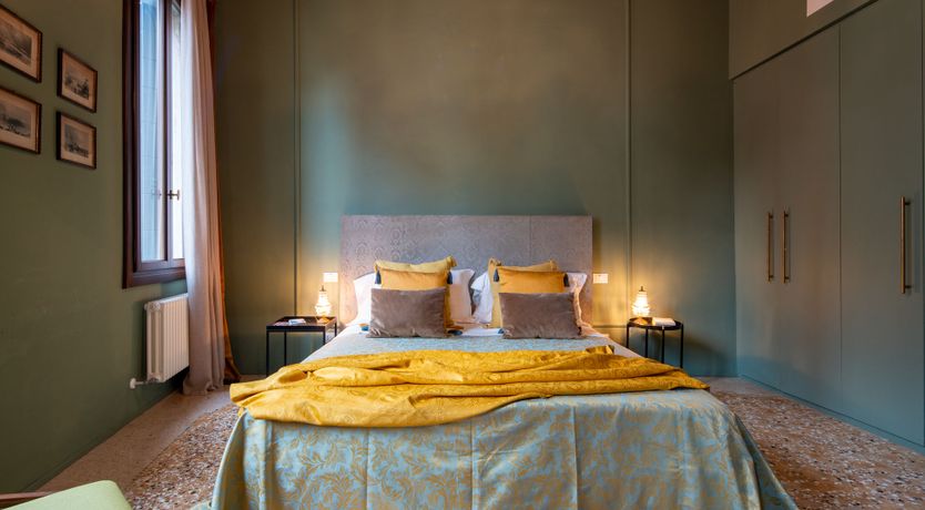 Photo of Canal Jewel