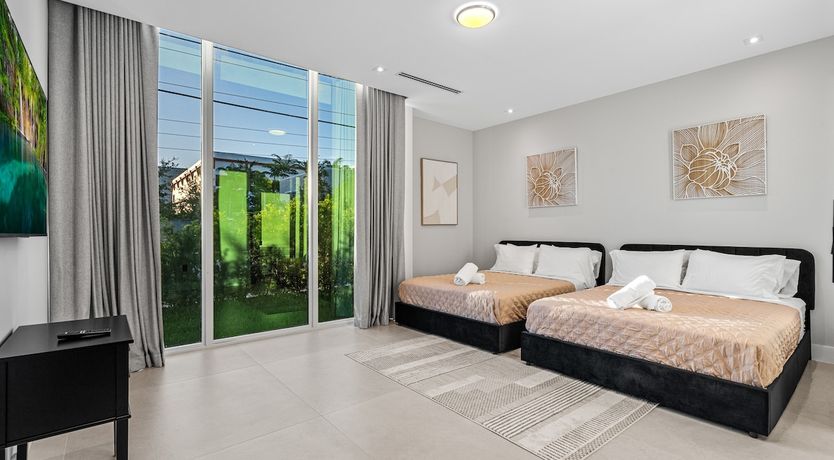 Photo of Ocean's Gem