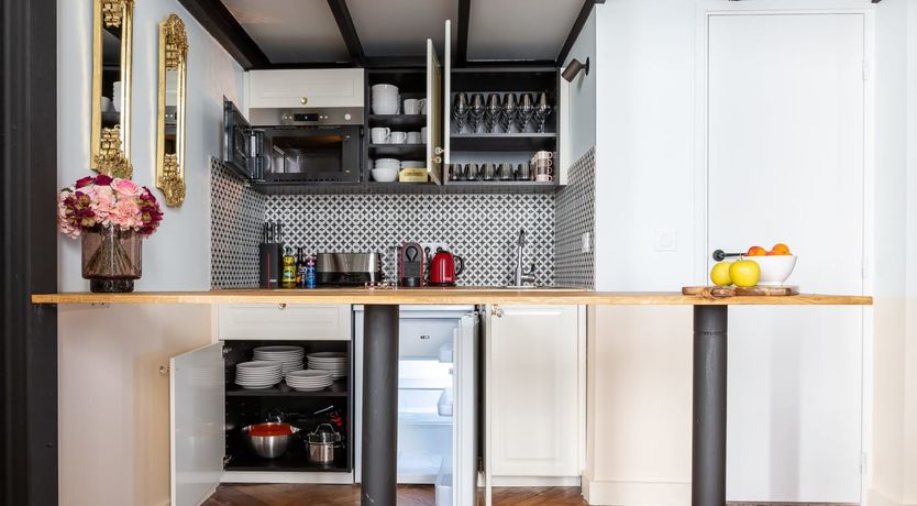 Photo of Napoleon's Neighbour