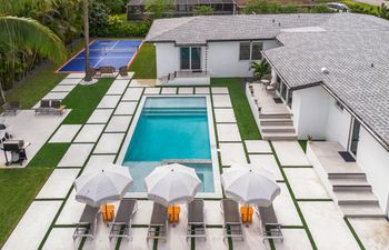 Golden Palms Retreat Holiday Home