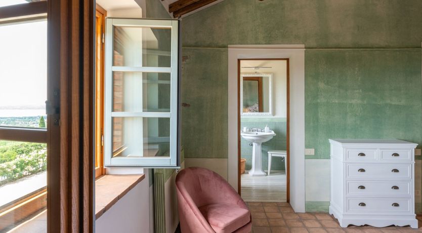 Photo of Lake View Abode