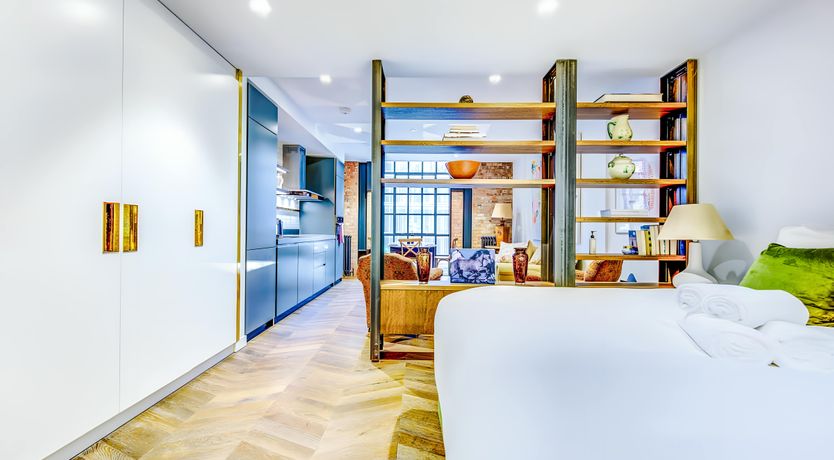 Photo of Elegant River