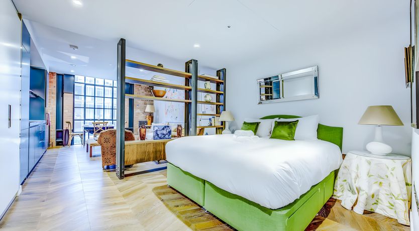 Photo of Elegant River