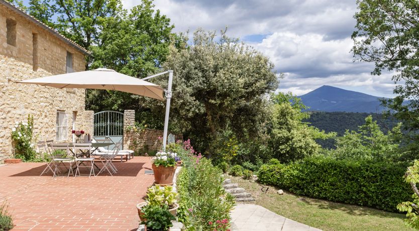 Photo of Rustic Jewel