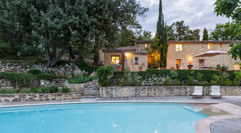 Photo of Rustic Jewel