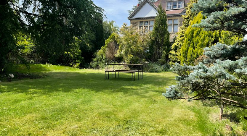 Photo of Cobblestone Manor