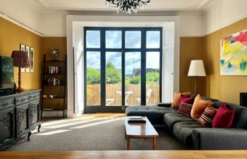 A Charming Place Holiday Home