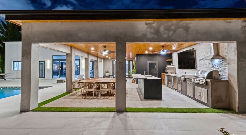 Photo of The Floating Villa