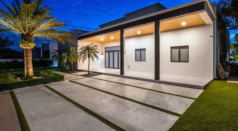 Photo of The Floating Villa