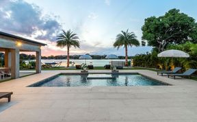Photo of The Floating Villa